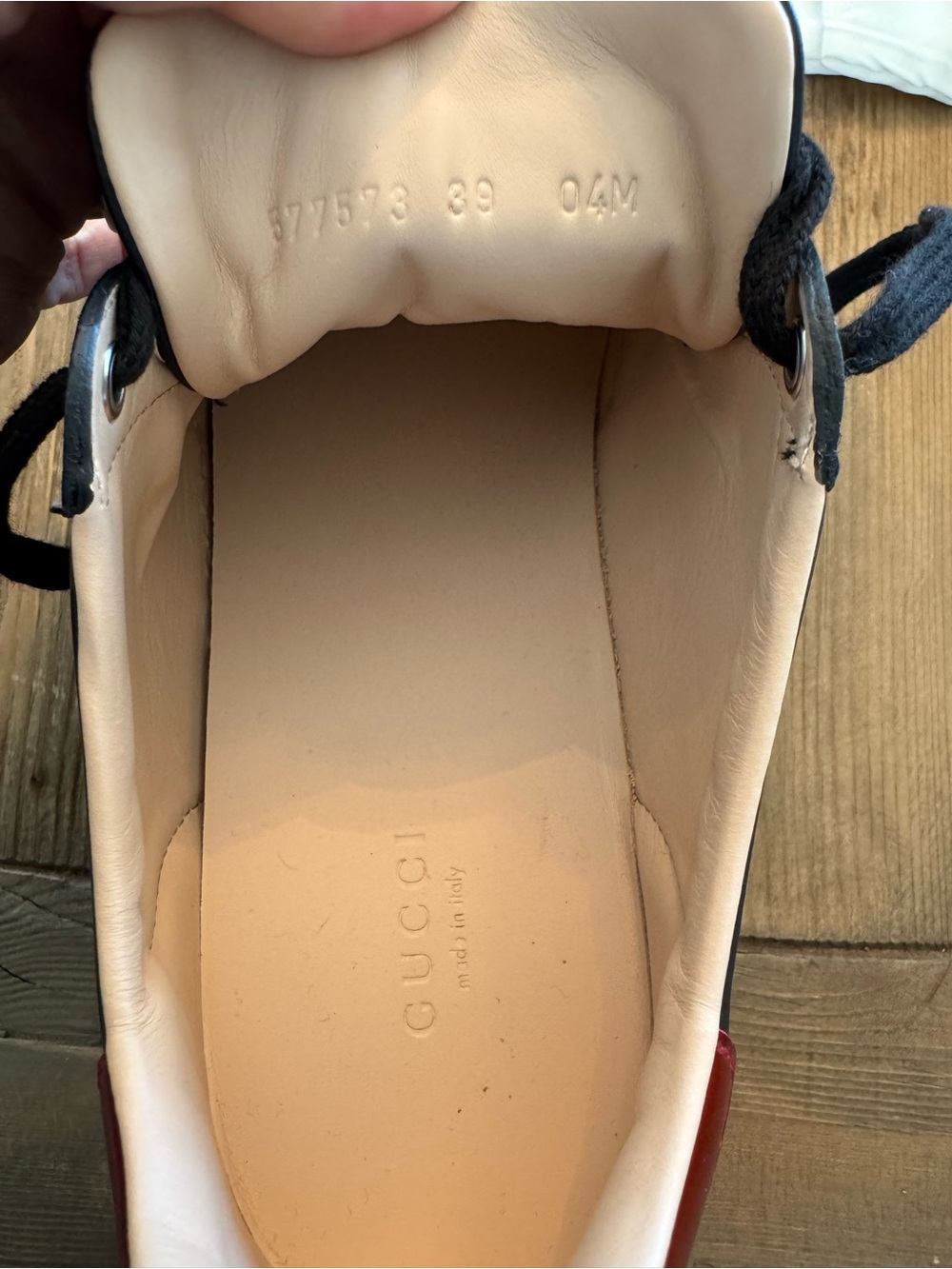 Gucci Black Leather Ace Bee Platform Sneaker Size 39 - Picture 5 of 8